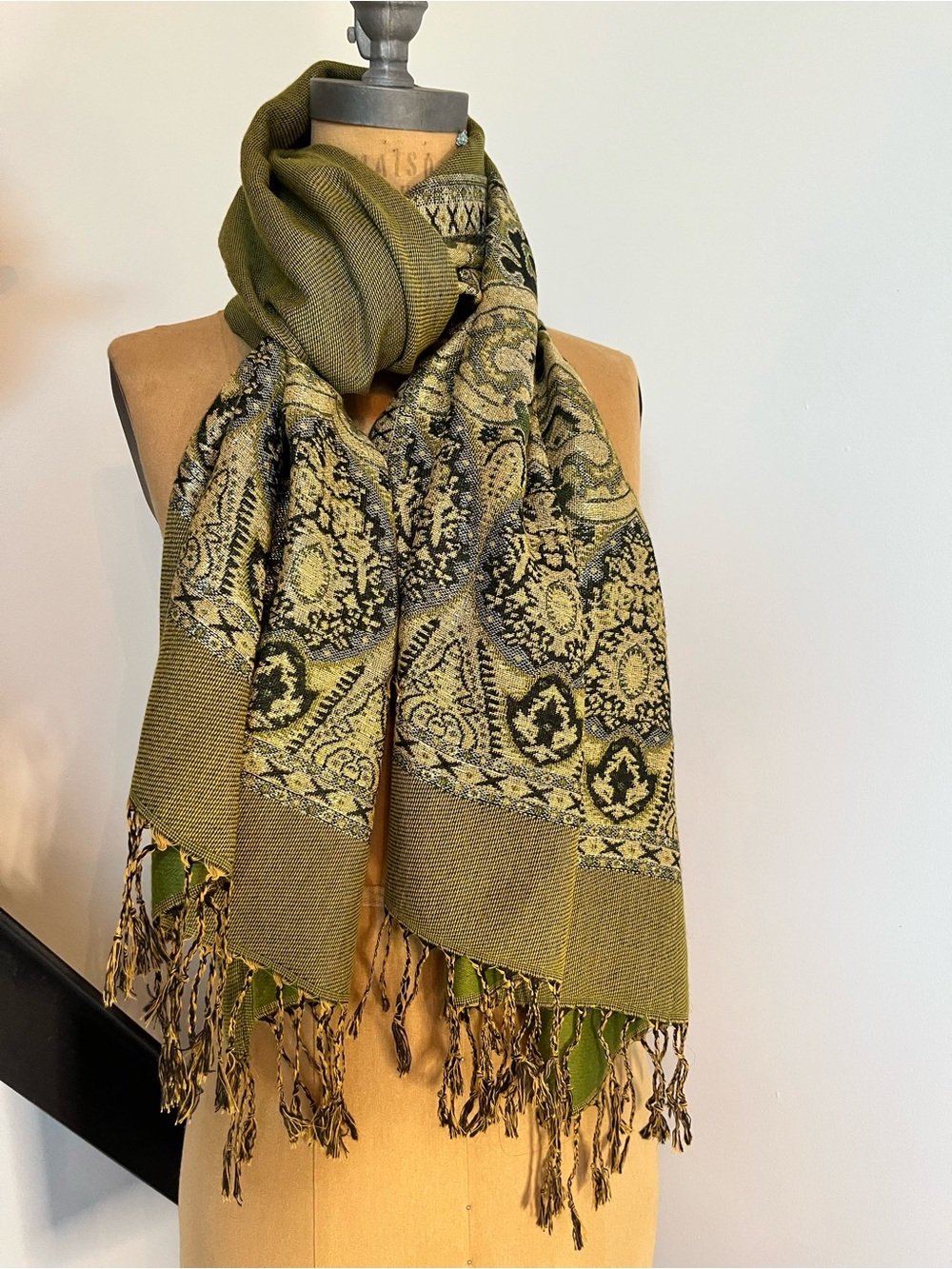 Paisley Fringe Scarf in Green & Gold Like New